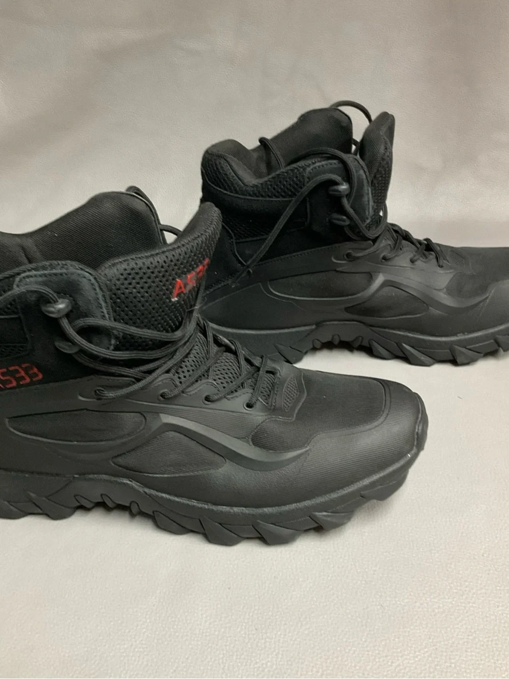 All-Black Tactical Hiking Boots with Red Accent